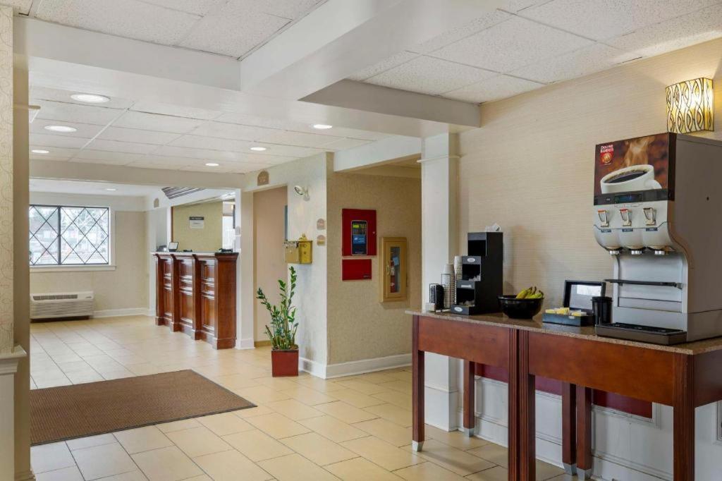 Best Western Plus The Inn At Sharon/Foxboro Exteriér fotografie